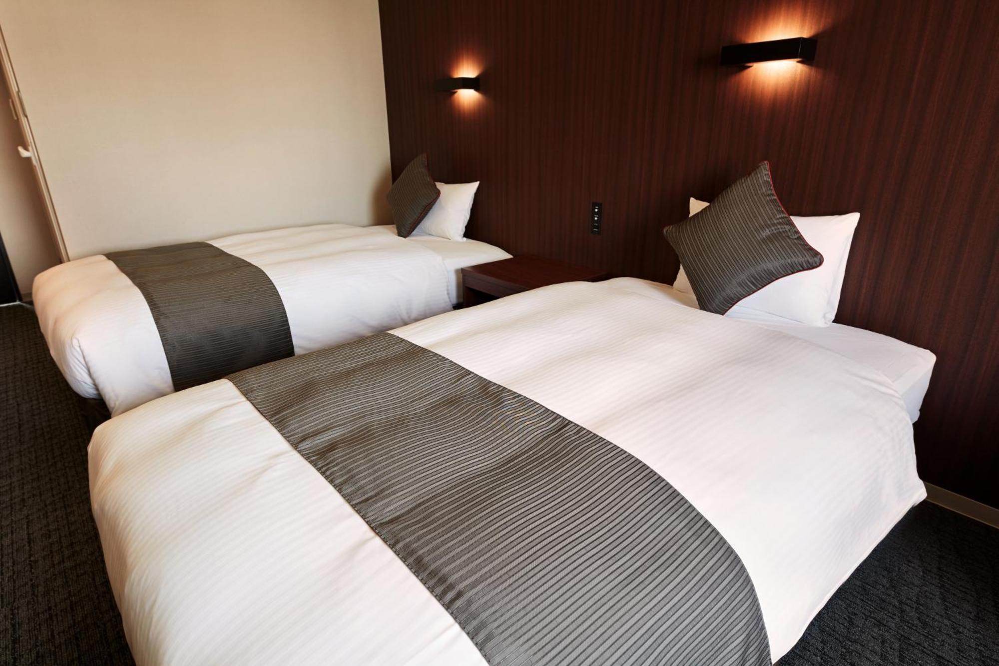Hotel Azat נאהא מראה חיצוני תמונה