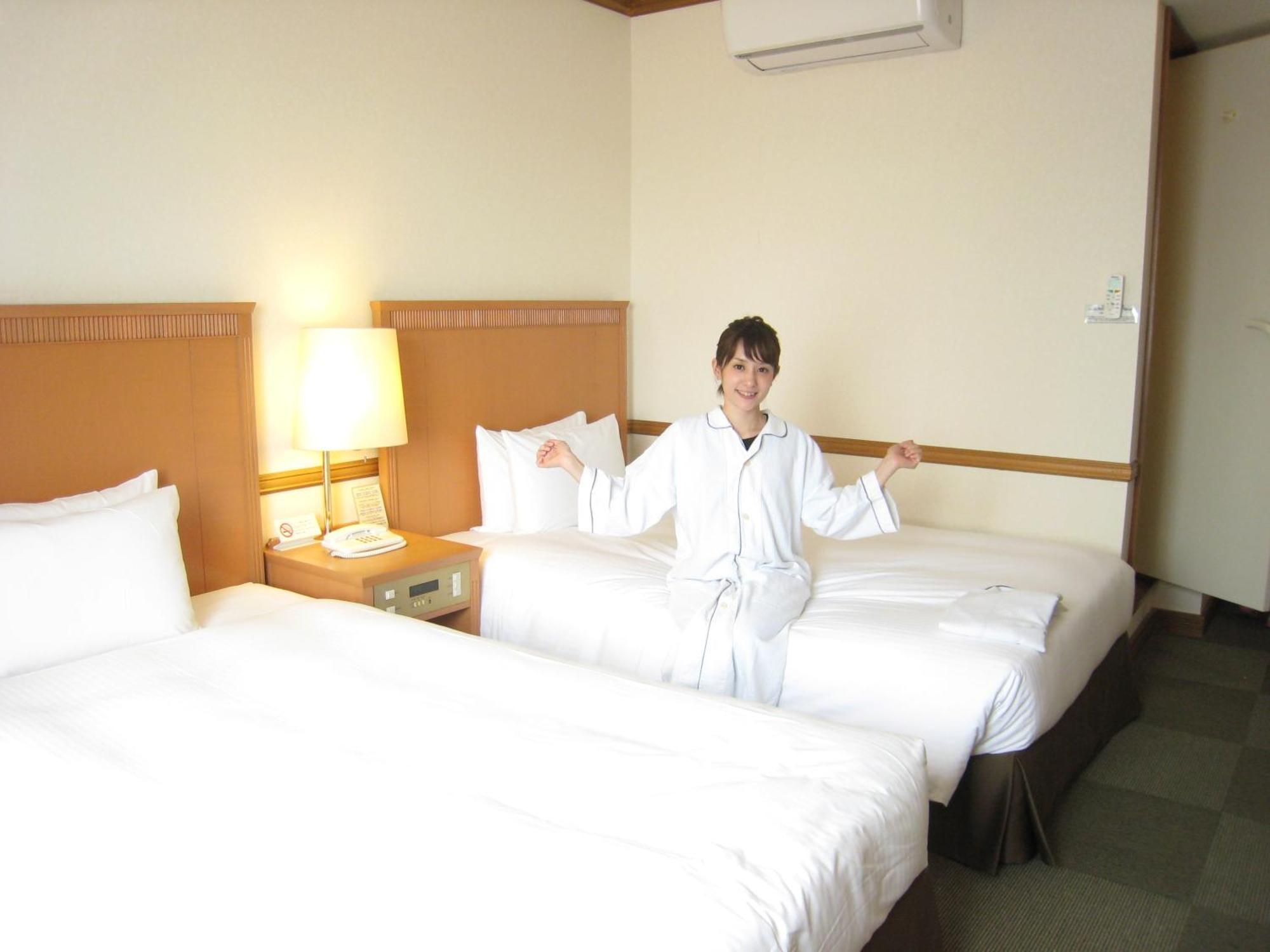 Hotel Azat נאהא מראה חיצוני תמונה