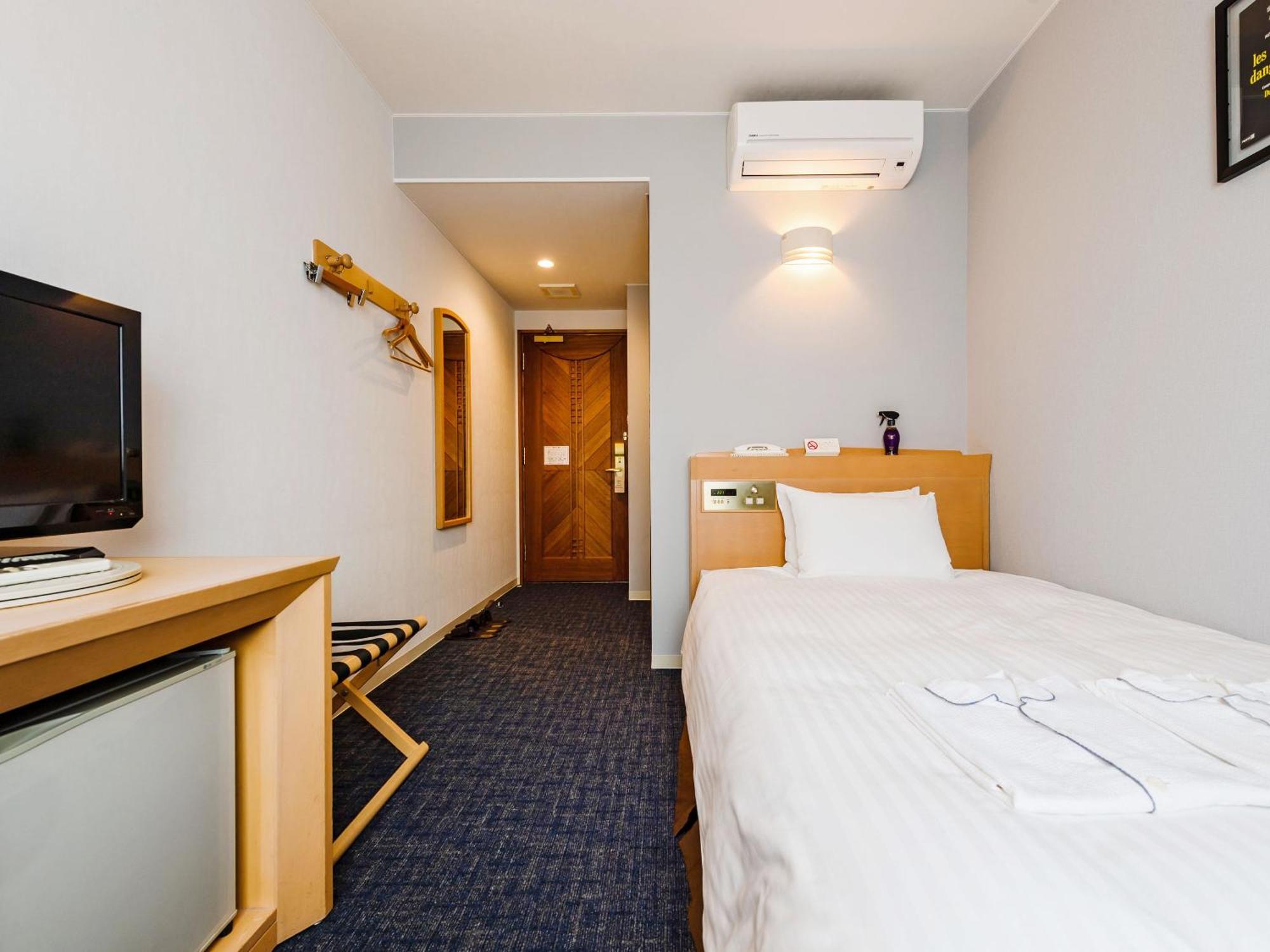Hotel Azat נאהא מראה חיצוני תמונה