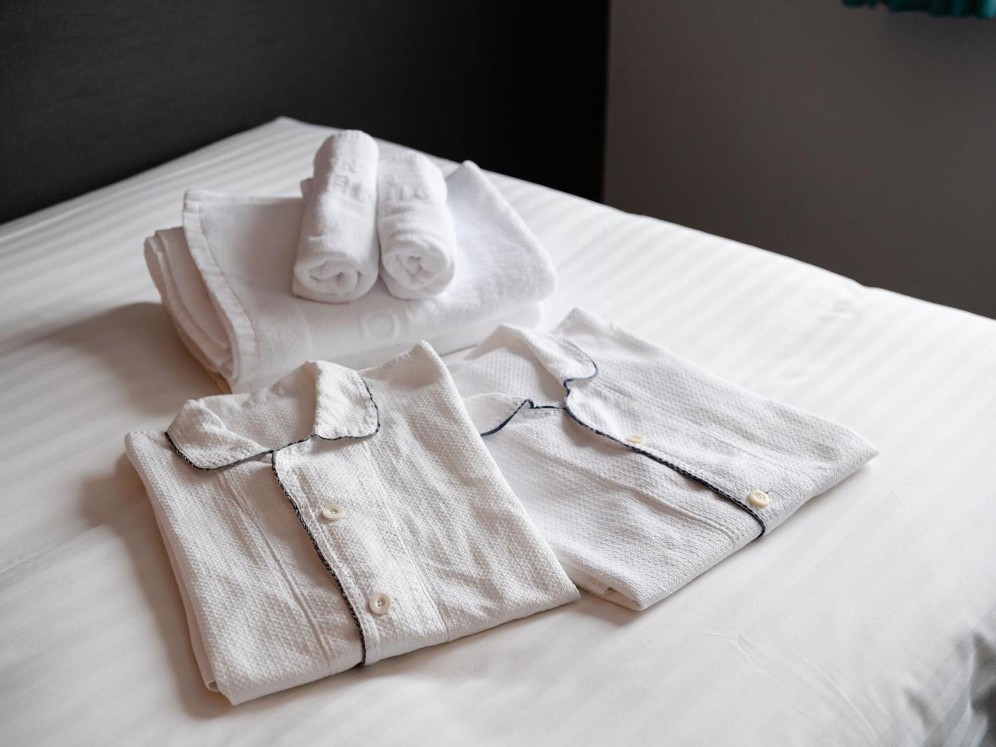 Hotel Azat נאהא מראה חיצוני תמונה